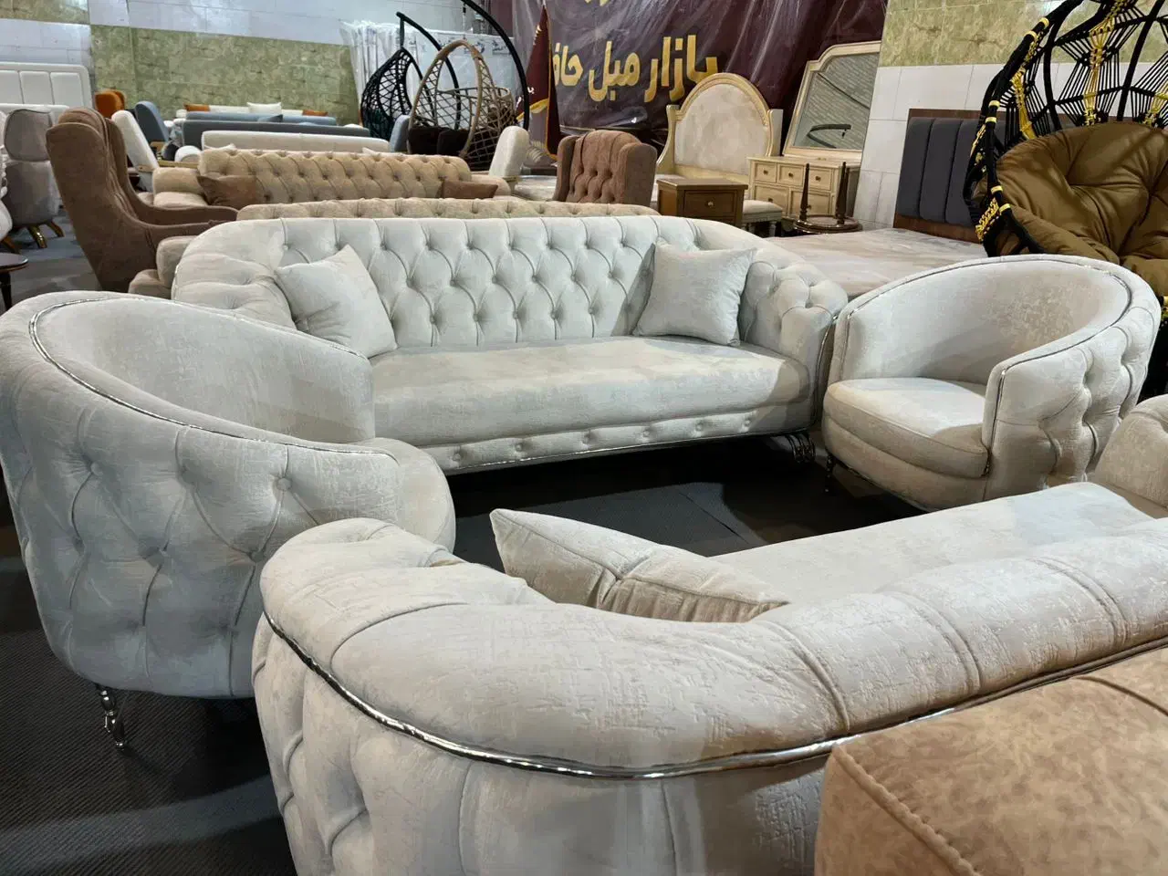 مبل چستر صدفی|مبلمان خانگی و میز عسلی|یزد, |دیوار