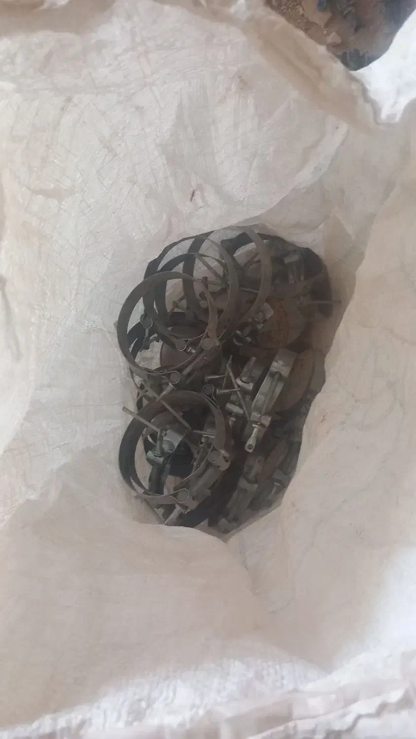 لوله نخی ۹۰.و۵ اینج|مصالح و تجهیزات ساختمان|مرودشت, فاز اول شهرک فرهنگیان|دیوار