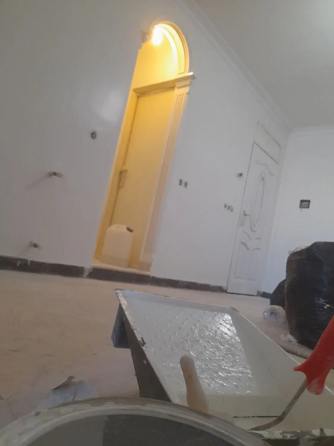 نقاشی . کاغذ دیواری . کف پوش عایق . سقف کاذب|خدمات پیشه و مهارت|تهران, بریانک|دیوار