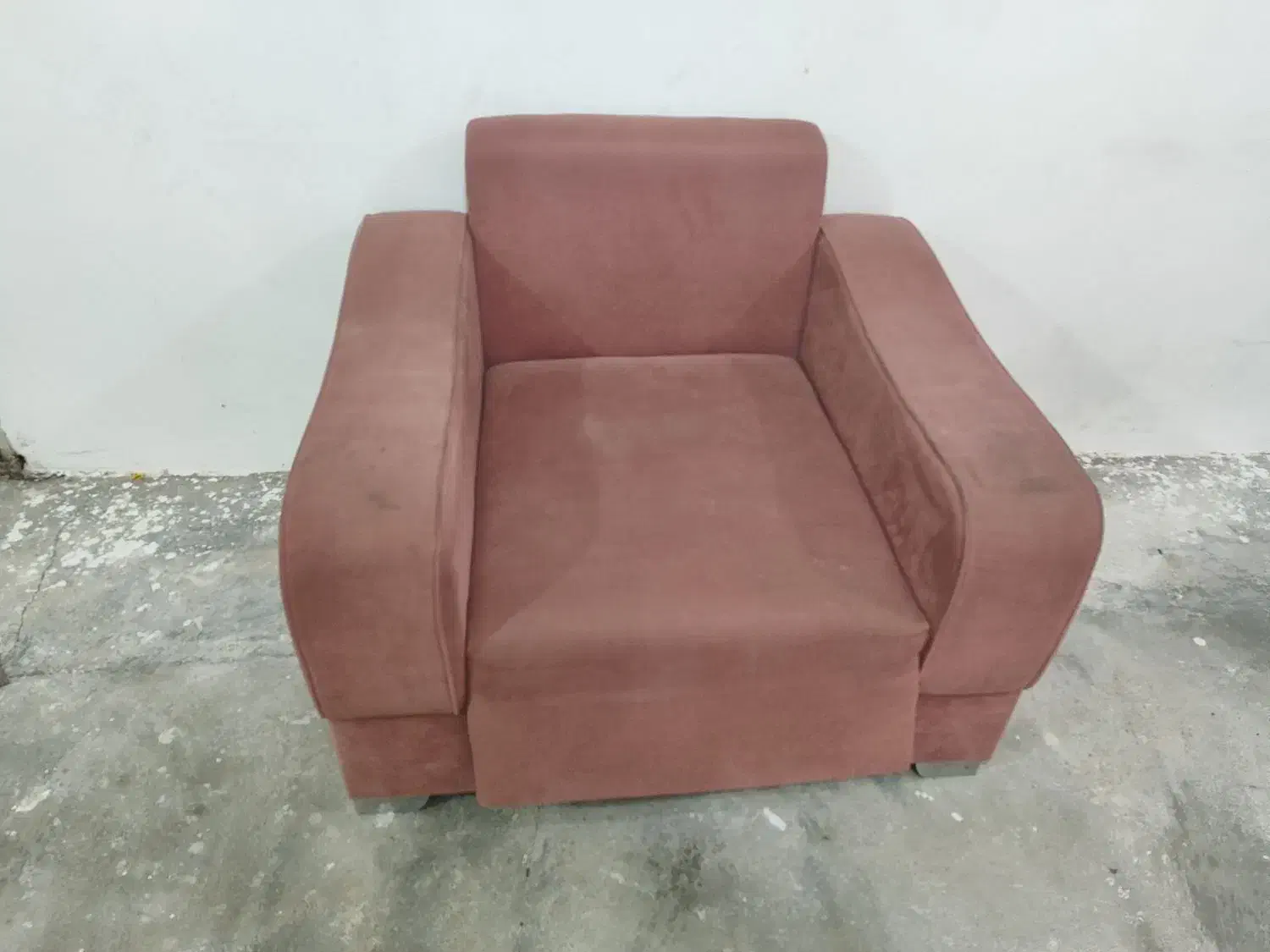 مبل دست دوم سالم سلامت|مبلمان خانگی و میز عسلی|تایباد, |دیوار