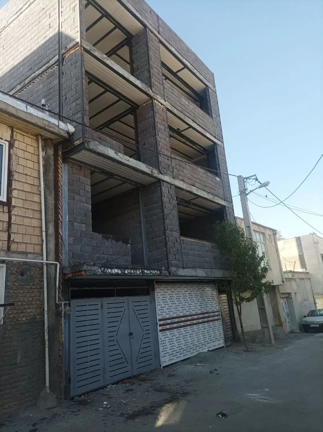 خانه گلشن پشت نانوایی شیخ بایزید|فروش آپارتمان|سنندج, |دیوار