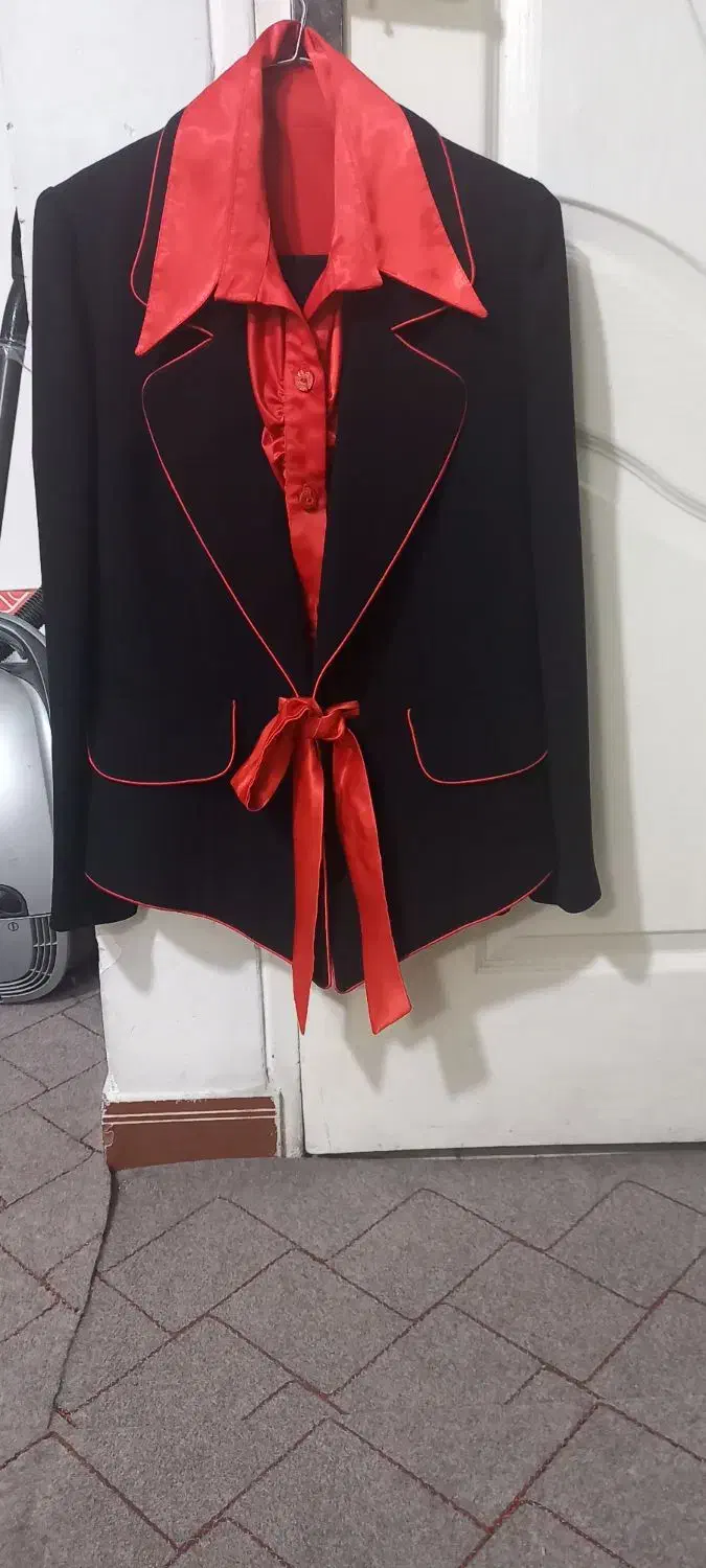 کت و دامن با جلیقه فقط ۶۰۰|لباس|قرچک, میرزائی شمالی|دیوار