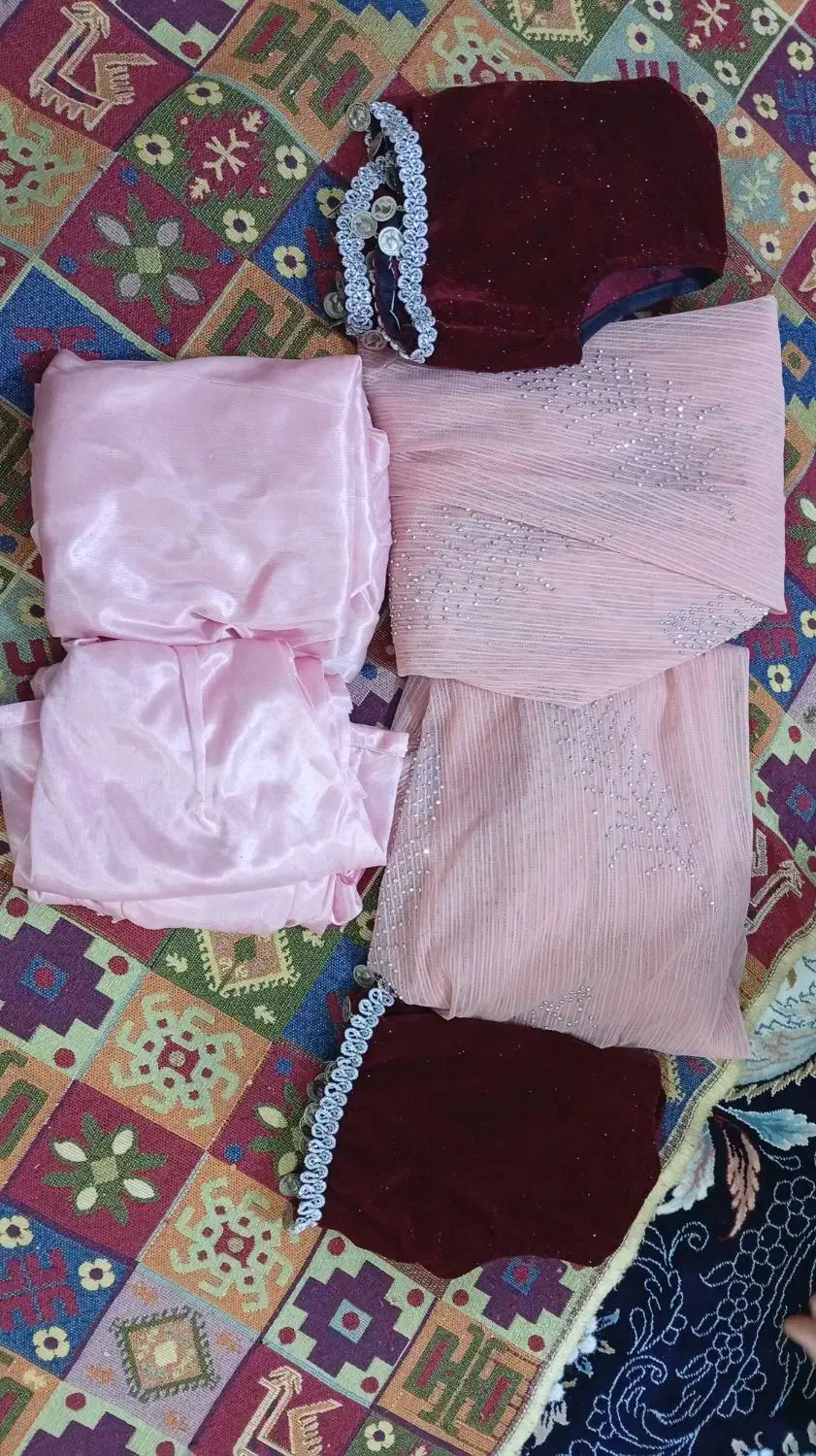 لباس کردی بچه|لباس|قروه, |دیوار