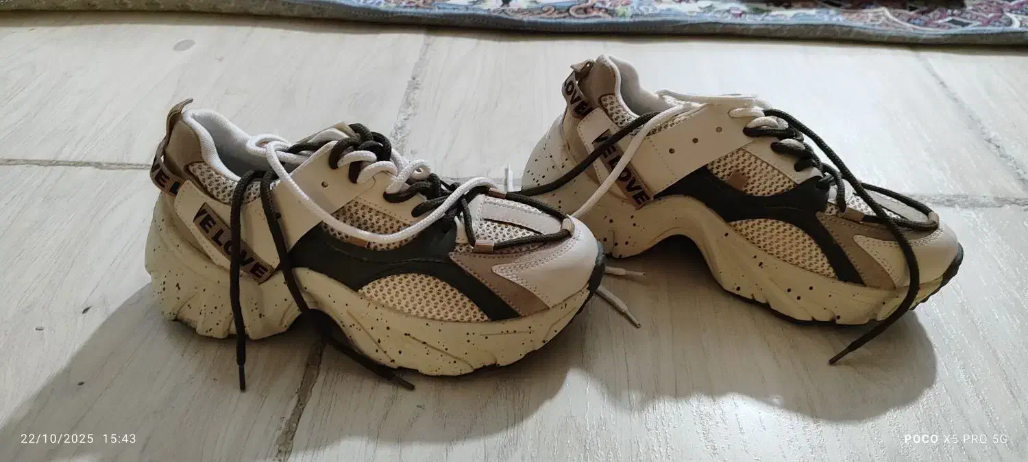 کتونی اسپرت سایز 39|کیف، کفش، کمربند|نورآباد, |دیوار