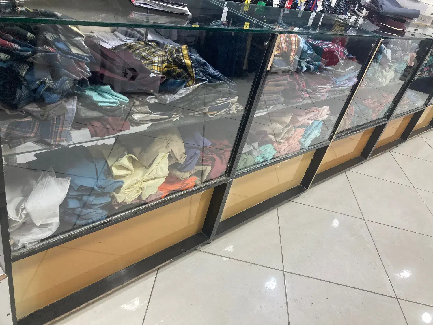 ویترین پوشاکی|فروشگاه و مغازه|بیضا, |دیوار