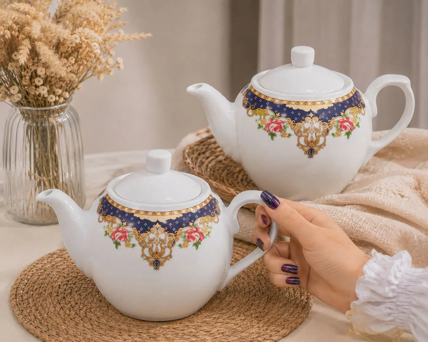 قوری چینی|قوری، کتری، قهوه‌ساز دستی|خوی, |دیوار