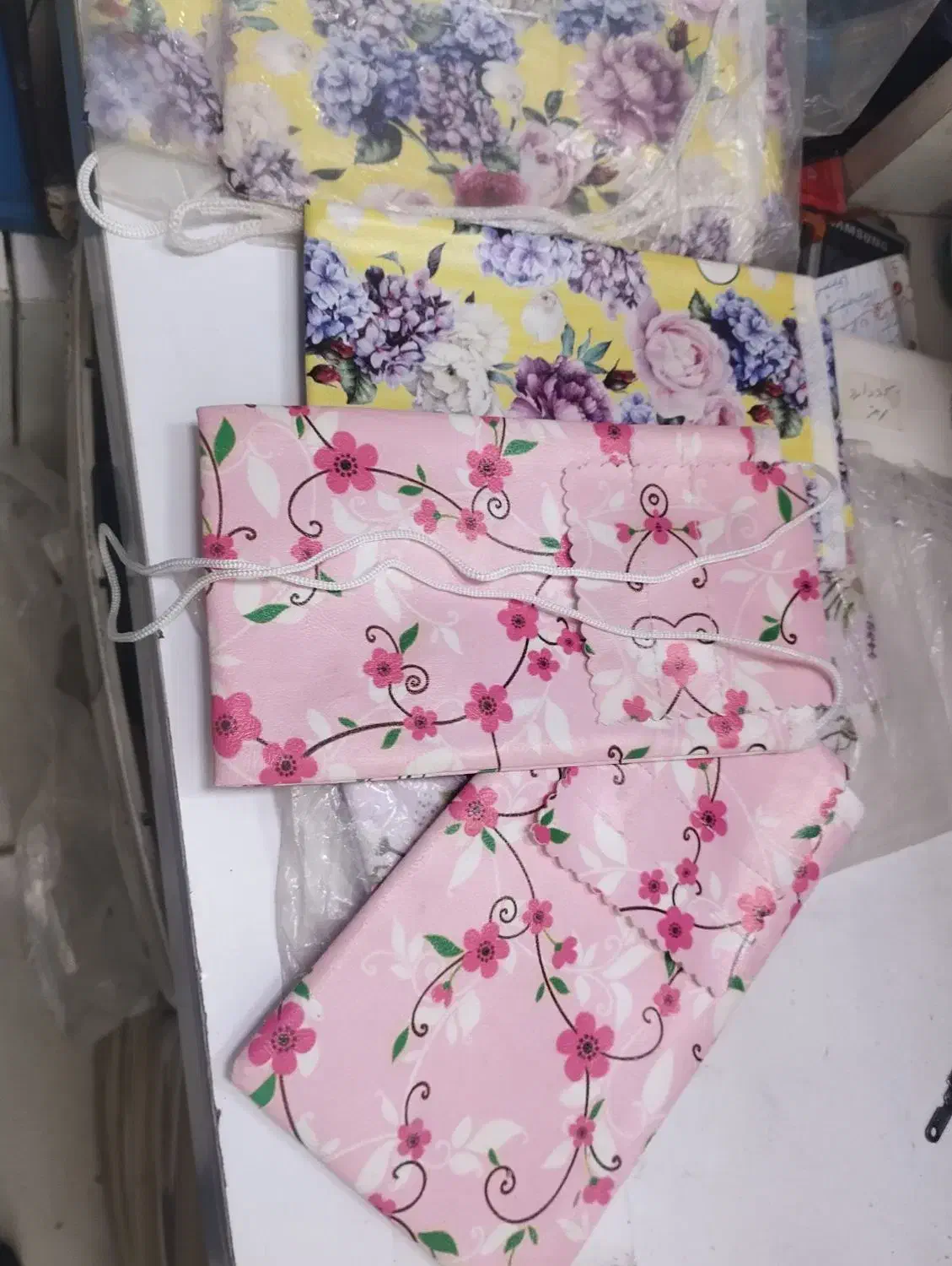 کیف آویز  گوشی|لوازم جانبی موبایل و تبلت|قائن, |دیوار