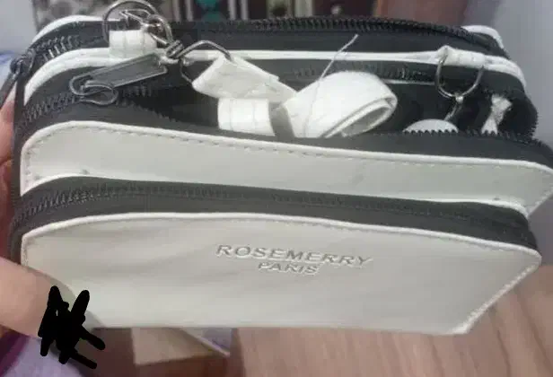 کیف|کیف، کفش، کمربند|فولادشهر, ورزشگاه فولادشهر|دیوار