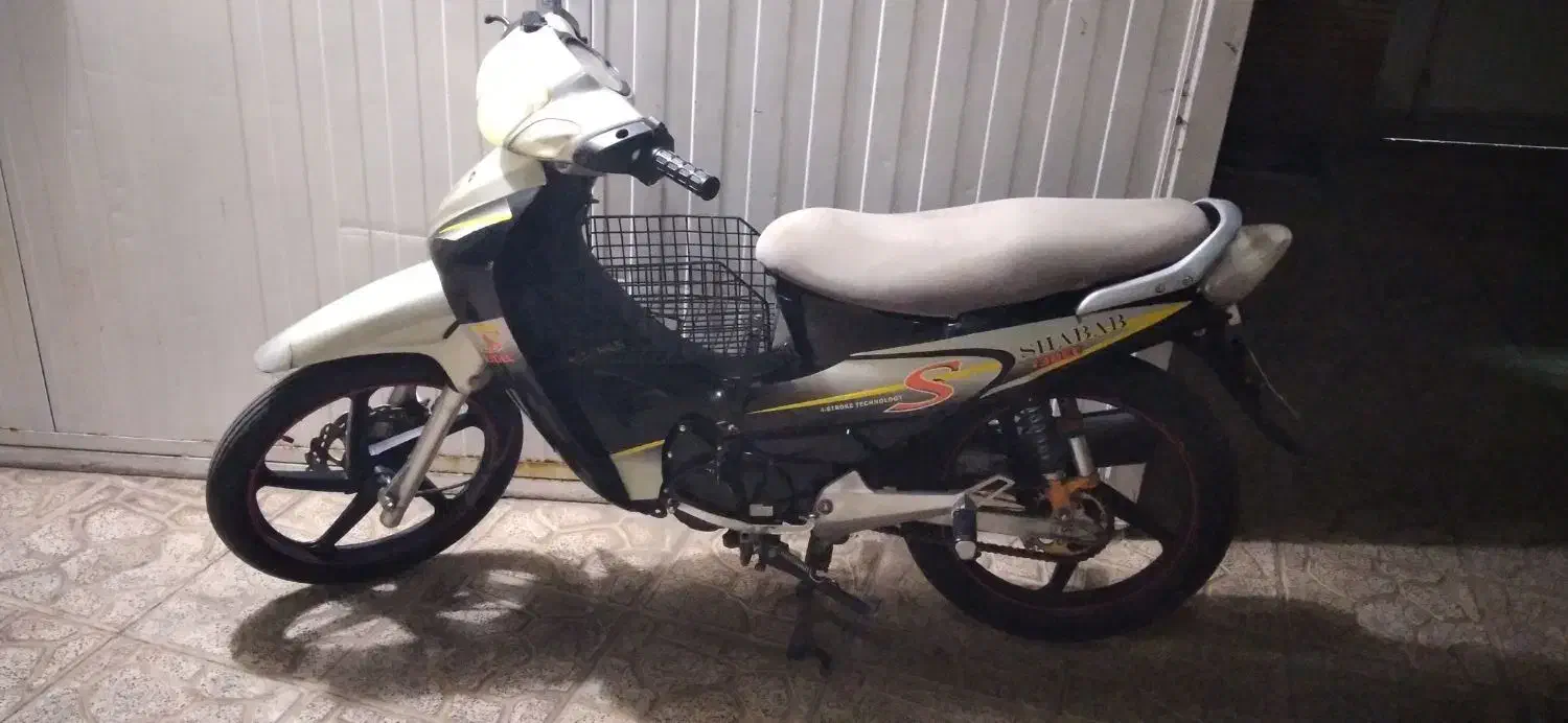 موتور بیکلاچ|موتورسیکلت|بم, |دیوار