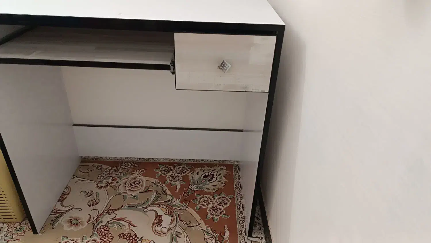 میز کامپیوتر|میز تحریر و کامپیوتر|یزد, |دیوار