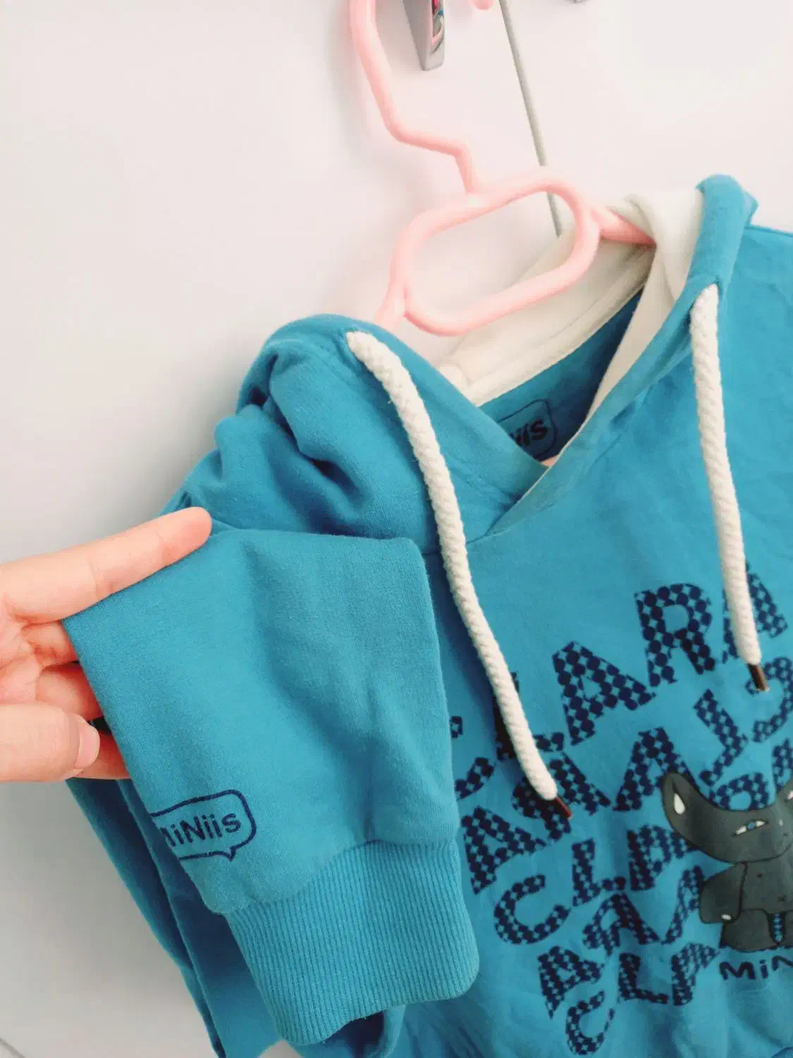 کاپشن و هودی|لباس|نهبندان, |دیوار