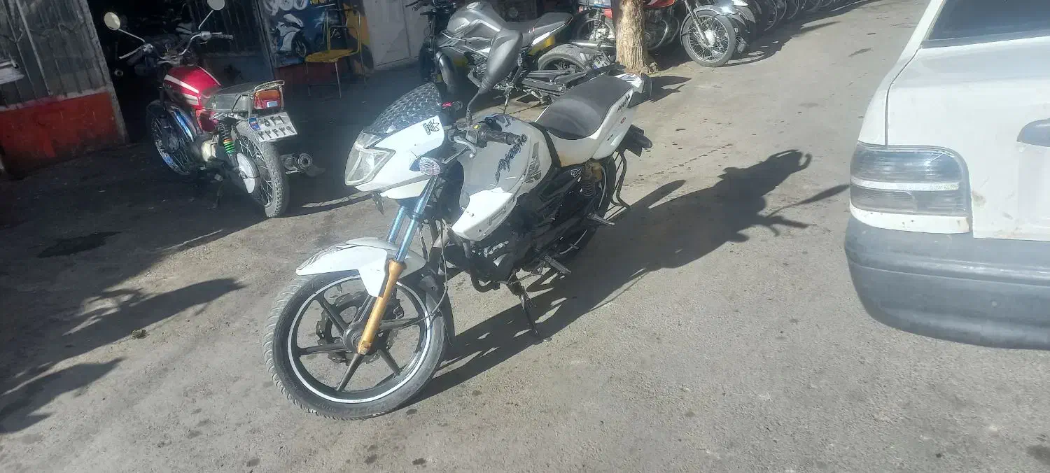 اپاچی ۸۹|موتورسیکلت|الیگودرز, |دیوار