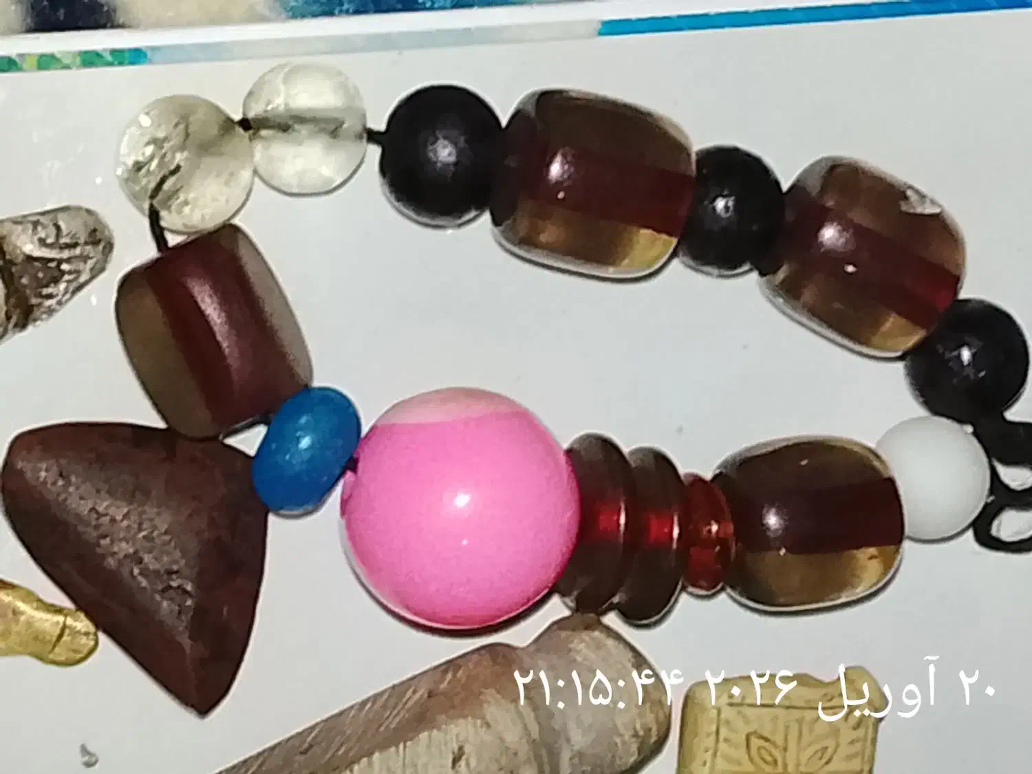 مهره|کلکسیون اشیاء عتیقه|شیراز, خلدبرین|دیوار