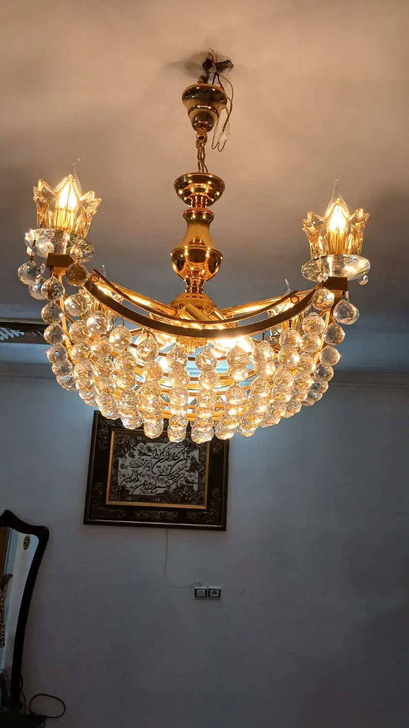 لوستر و بوفه|لوستر و چراغ آویز|هشتگرد, شهرک بعثت|دیوار