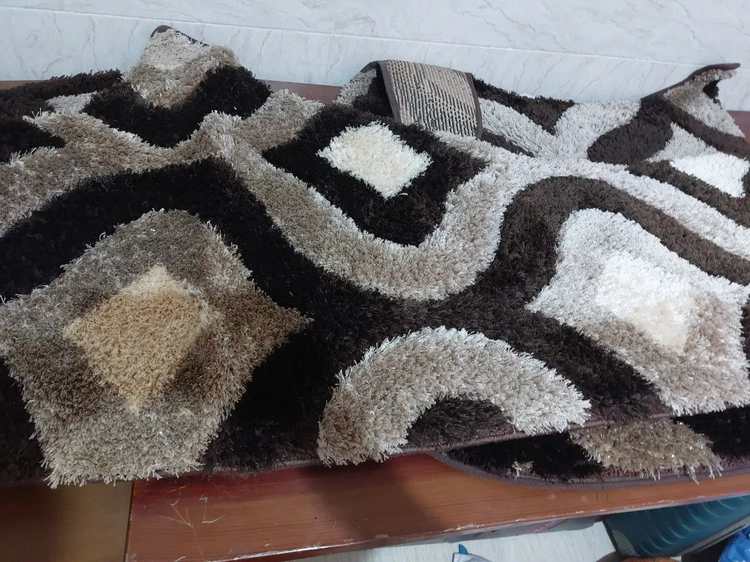 فرش داخل اسکانیا|فرش|سیرجان, |دیوار