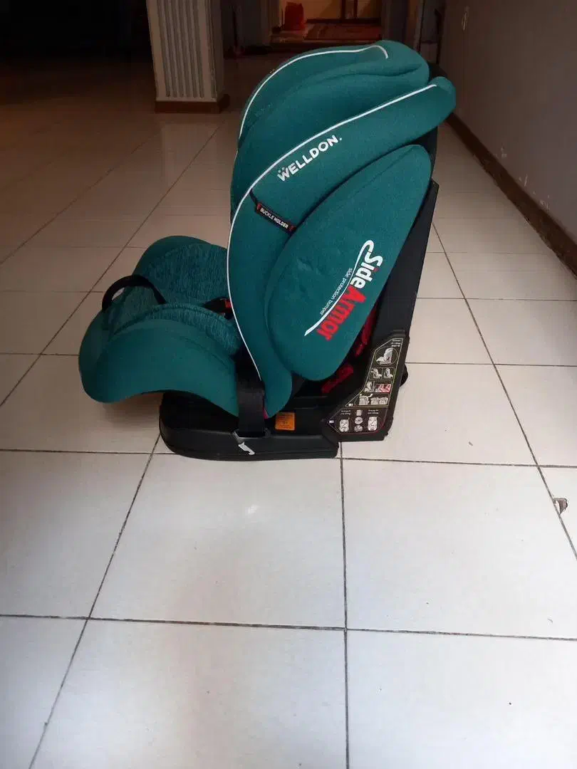 صندلی کودک ماشین|تخت و صندلی بچه|تهران, پاسداران|دیوار