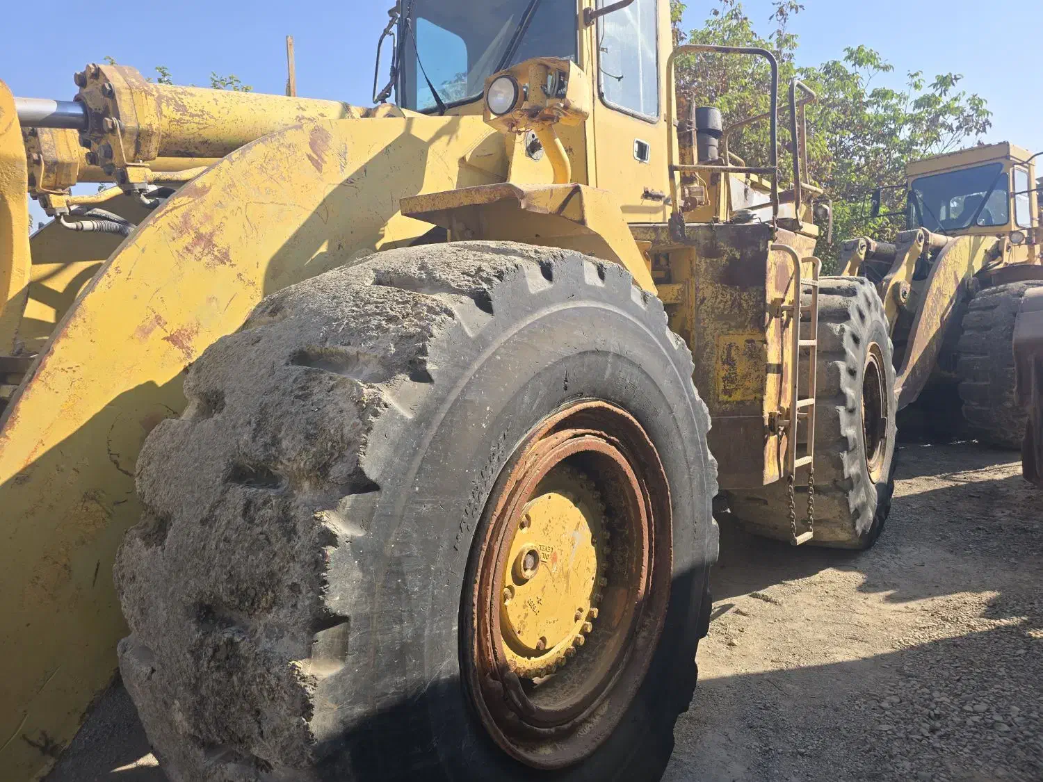 لودر ۹۸۸ کاتپیرلار|خودرو سنگین|ری, امین آباد|دیوار