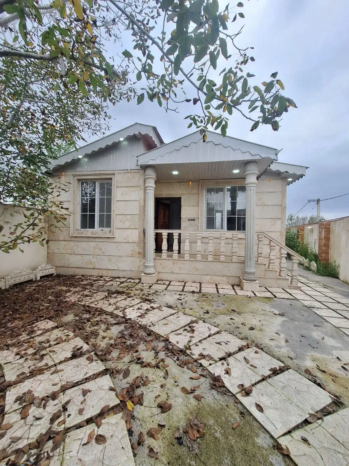 ویلا نوساز ۲۰۰متری دل طبیعت/آناملک|فروش خانه و ویلا|خشکبیجار, |دیوار