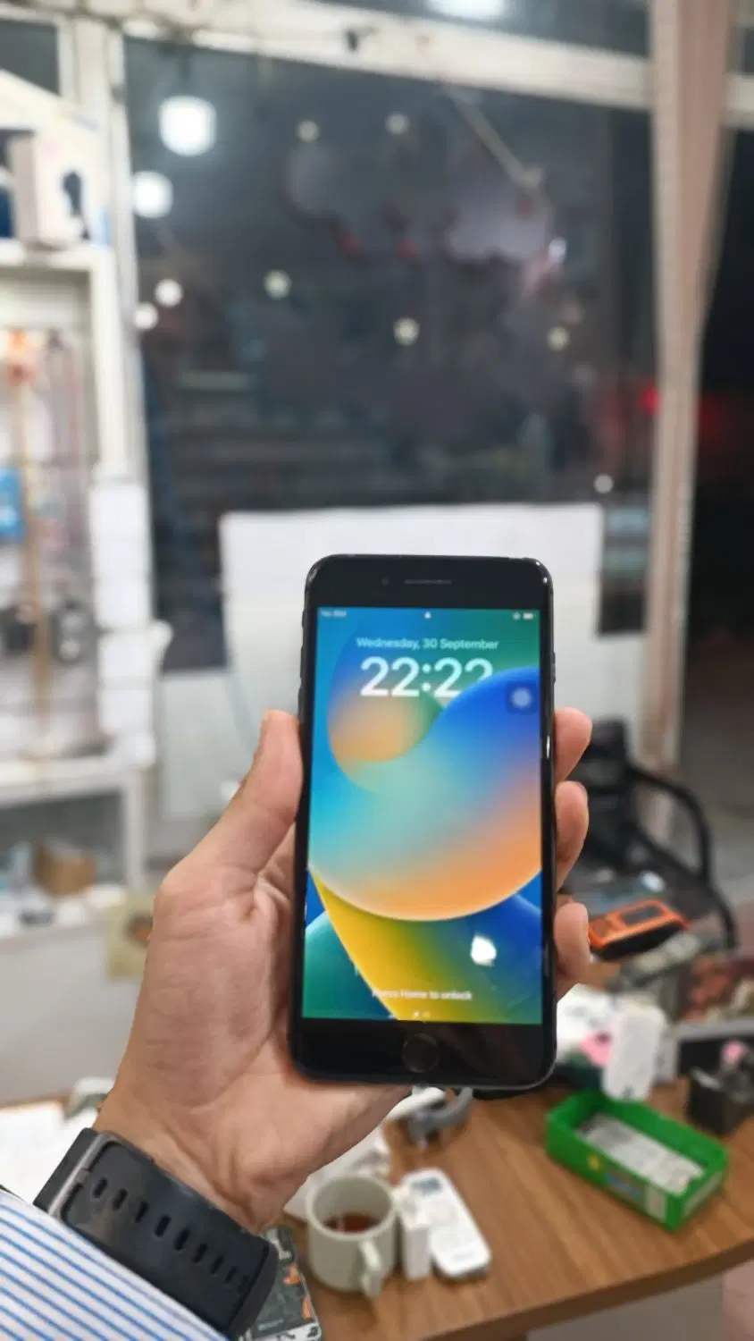 Iphone 8 plus 256|موبایل|کرج, فاز ۳ گوهردشت|دیوار
