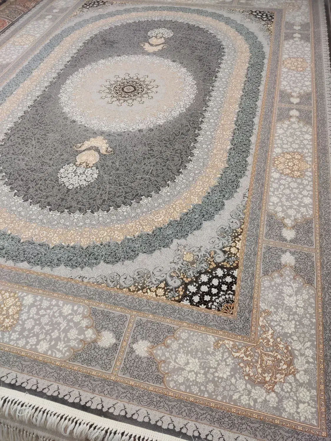 فرش ماشینی طرح صدرا زغای|فرش|اصفهان, برزان|دیوار