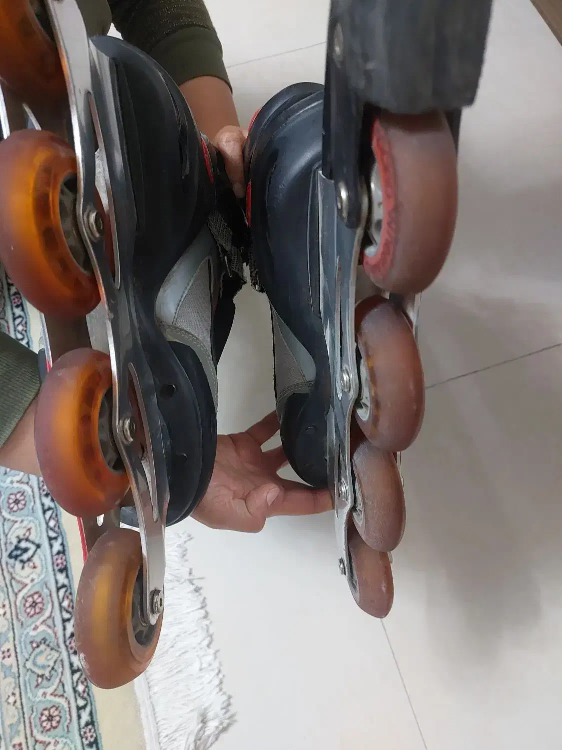 اسکیت|دوچرخه، اسکیت، اسکوتر|اندیشه, اندیشه فاز ۴|دیوار