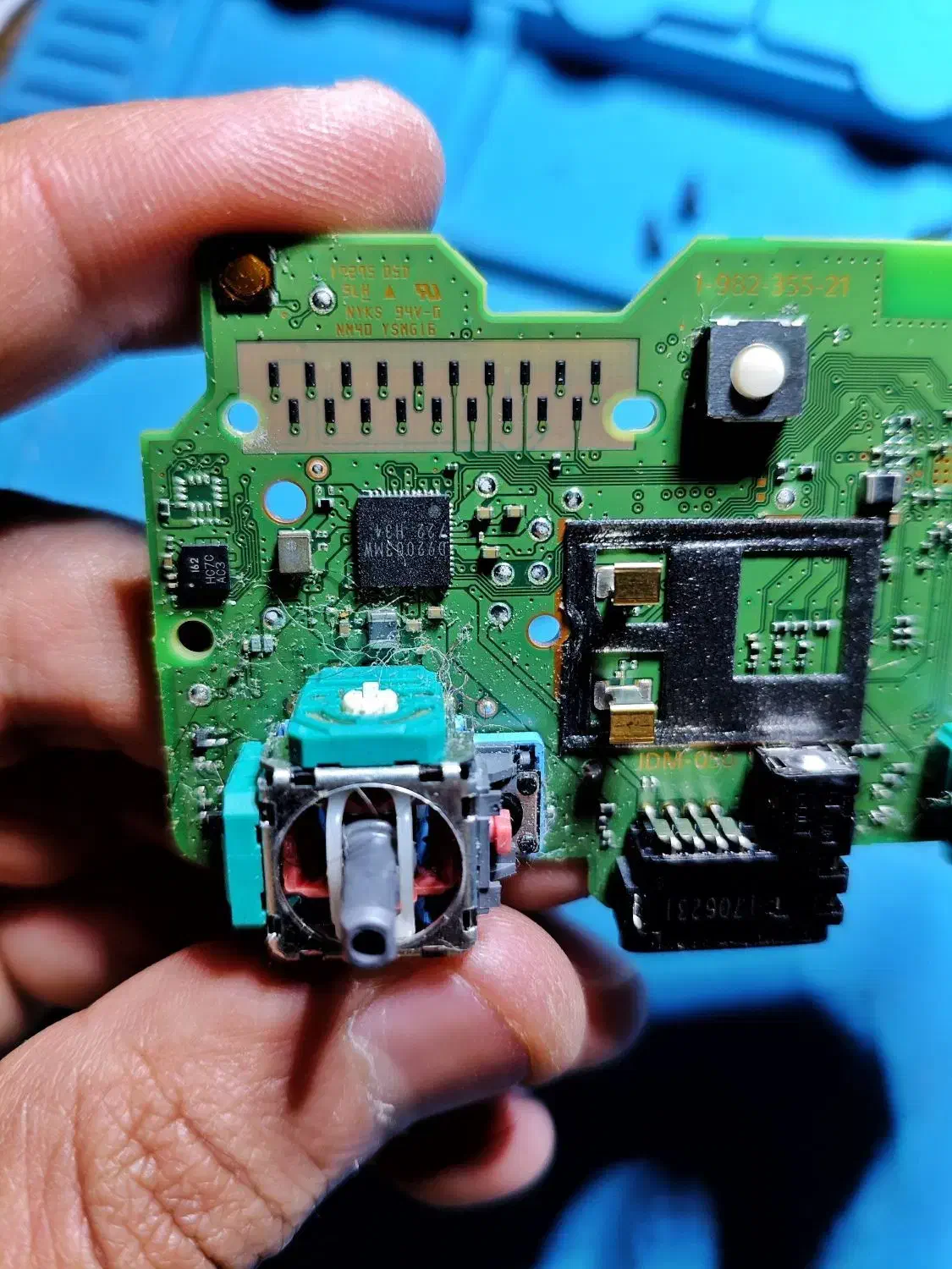 تعمیرات دستهxbox ps5 ps4/ انالوگ مگنتی در نیم ساعت|کنسول، بازی ویدئویی و آنلاین|مشهد, مصلی (کارمندان اول)|دیوار