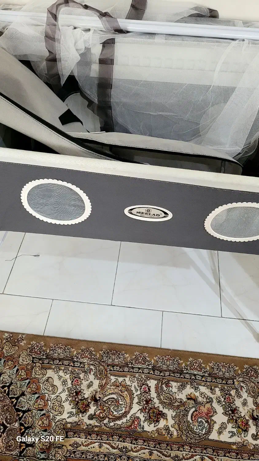 گهواره نوزاد تمیز در حد نو جنس برزینت|اسباب و اثاث بچه|کرج, شهرک بنفشه|دیوار