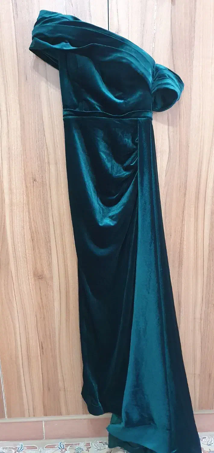 لباس مجلسی|لباس|لنجان, |دیوار