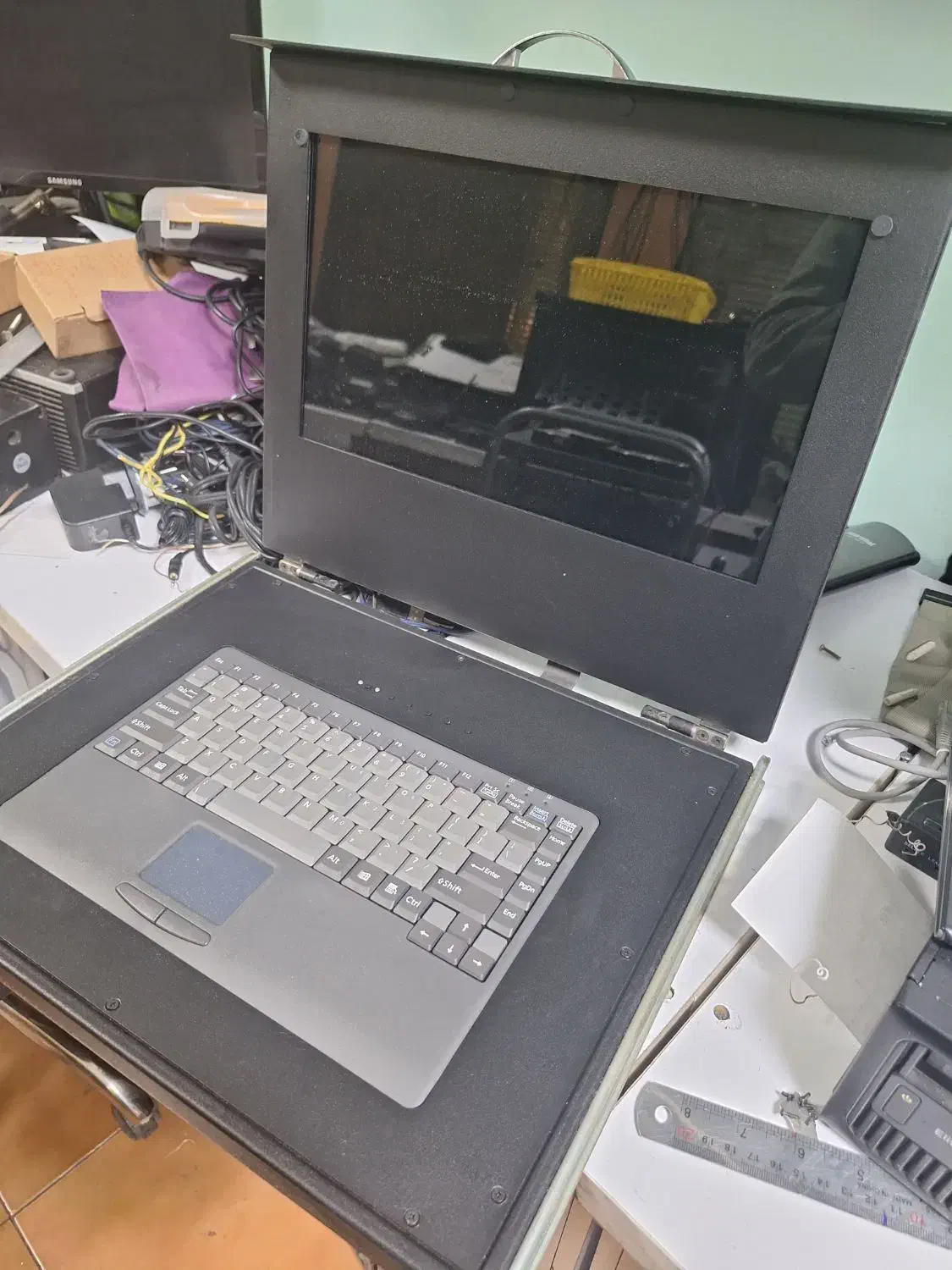 مانیتور و کیبورد رک‌مونت|قطعات و لوازم جانبی رایانه|تهران, سهروردی|دیوار