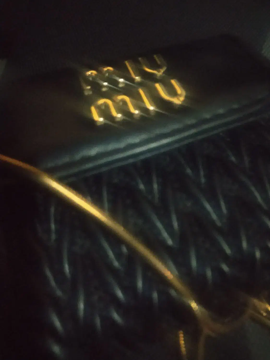 کیف یه طرفه پیدا شده|اشیا|مسجد سلیمان, |دیوار