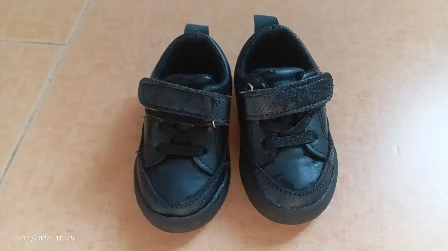 کفش بچگانه سایز ۲۲|کفش و لباس بچه|گنبد کاووس, |دیوار