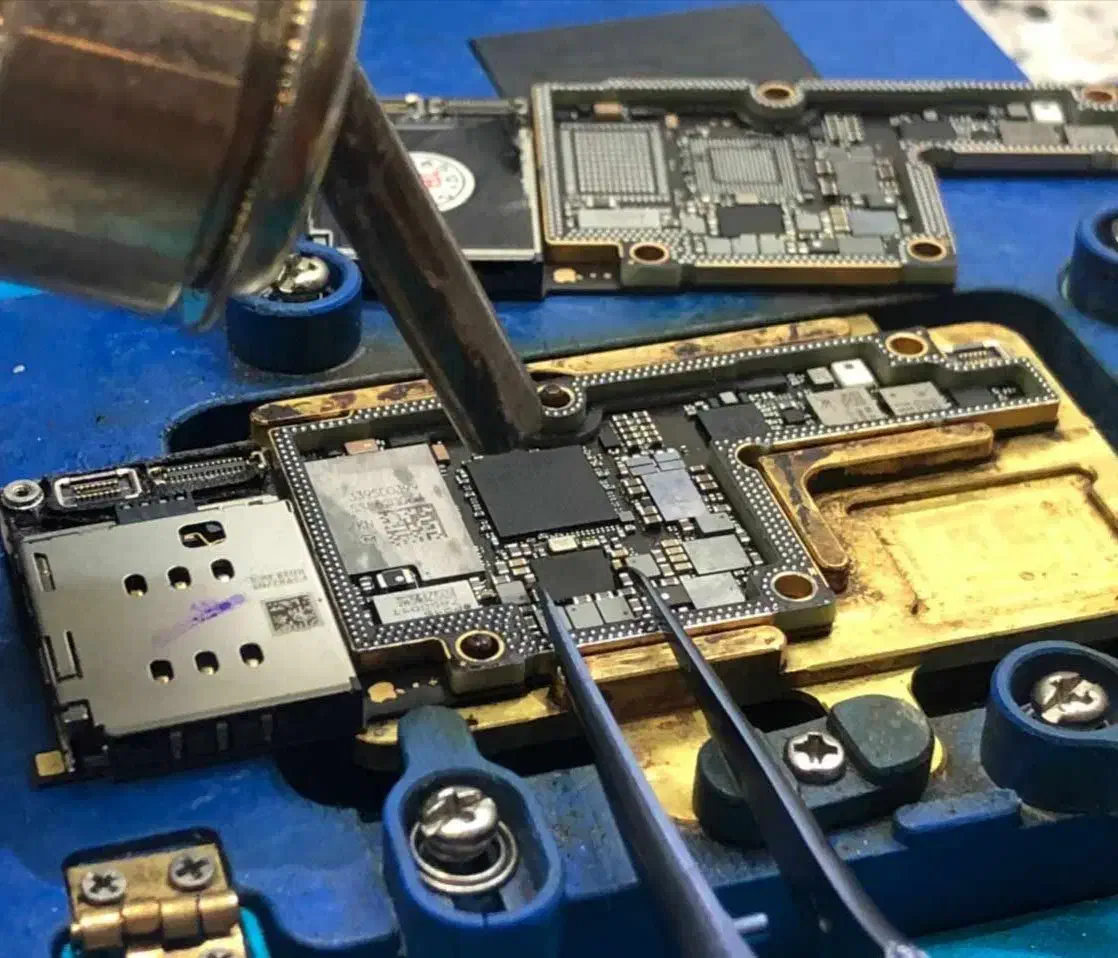 تعمیرات فوری حتی در روز های تعطیل|خدمات رایانهای و موبایل|نجفآباد, امام خمینی|دیوار