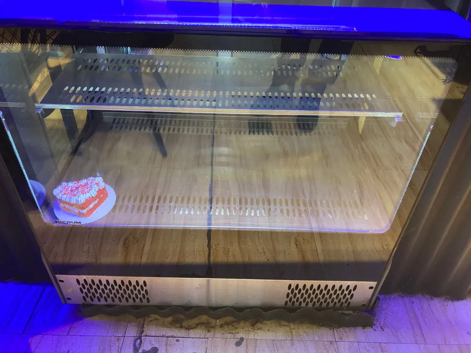 شو کیک|کافی‌شاپ و رستوران|مشهد, فرهنگ|دیوار