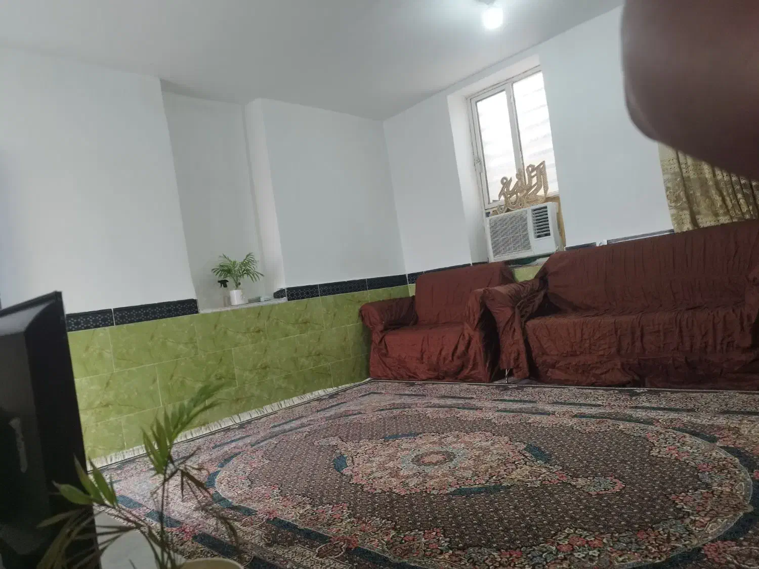 اجاره سوییت روزانه/ساعتی/ خانه مبله حیاطدار مستقل|اجارهٔ کوتاهمدت آپارتمان و سوئیت|جیرفت, |دیوار