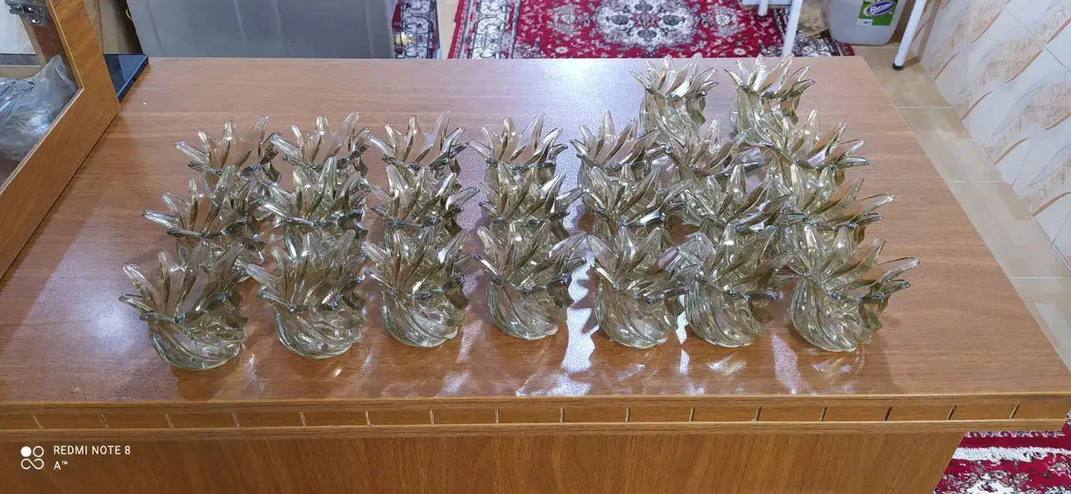 حباب لوستر طرح لاله|لوستر و چراغ آویز|تبریز, |دیوار