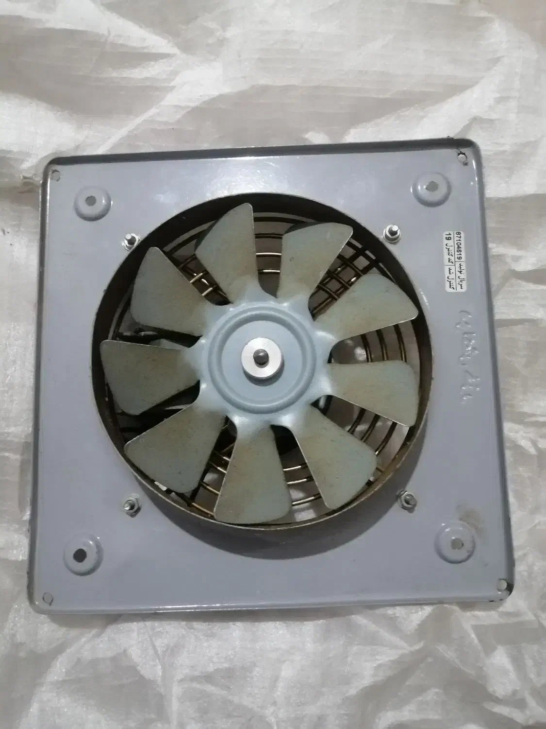 فن هواکش سالم کم استفاده شده 20*20|پنکه و تصفیه‌کنندهٔ هوا|تبریز, |دیوار