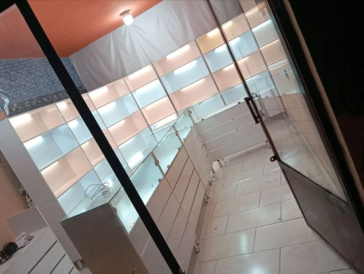 ام دی اف|فروشگاه و مغازه|کرفتو, |دیوار