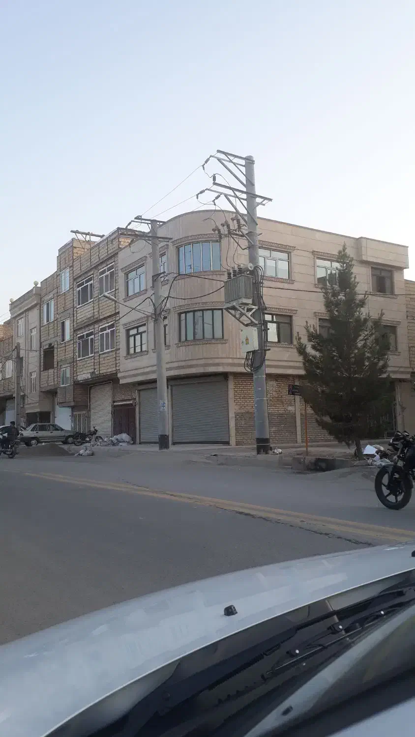 فروش ملک سه طبقه تجاری مسکونی ثامن فاطمیه گلشن|فروش خانه و ویلا|قم, شهرک فاطمیه|دیوار