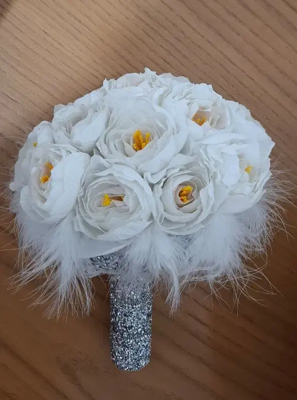 دسته گل عروس|گل مصنوعی|ملارد, |دیوار