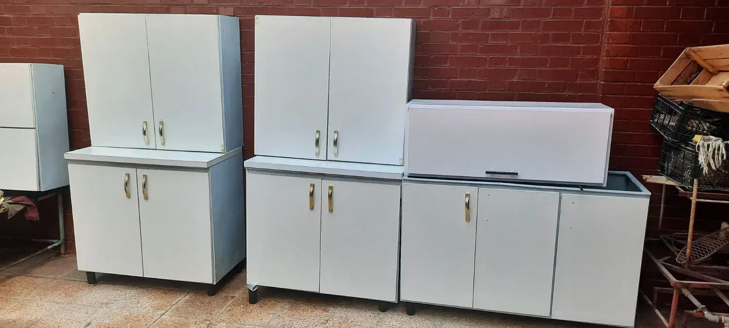 کابینت ۳/۵متری فلزی در چوب ۳ ماه کار کرده|مصالح و تجهیزات ساختمان|امیدیه, |دیوار