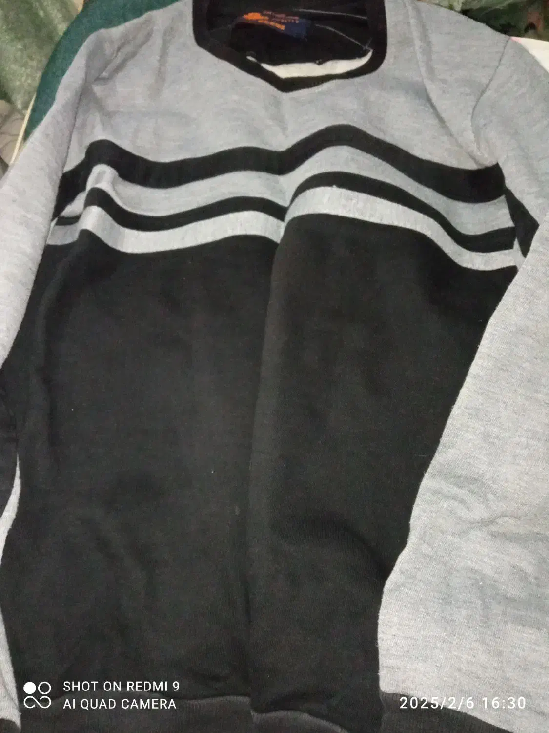 چندتاکلاه نوپسرونه ولباس|کفش و لباس بچه|بروجرد, |دیوار