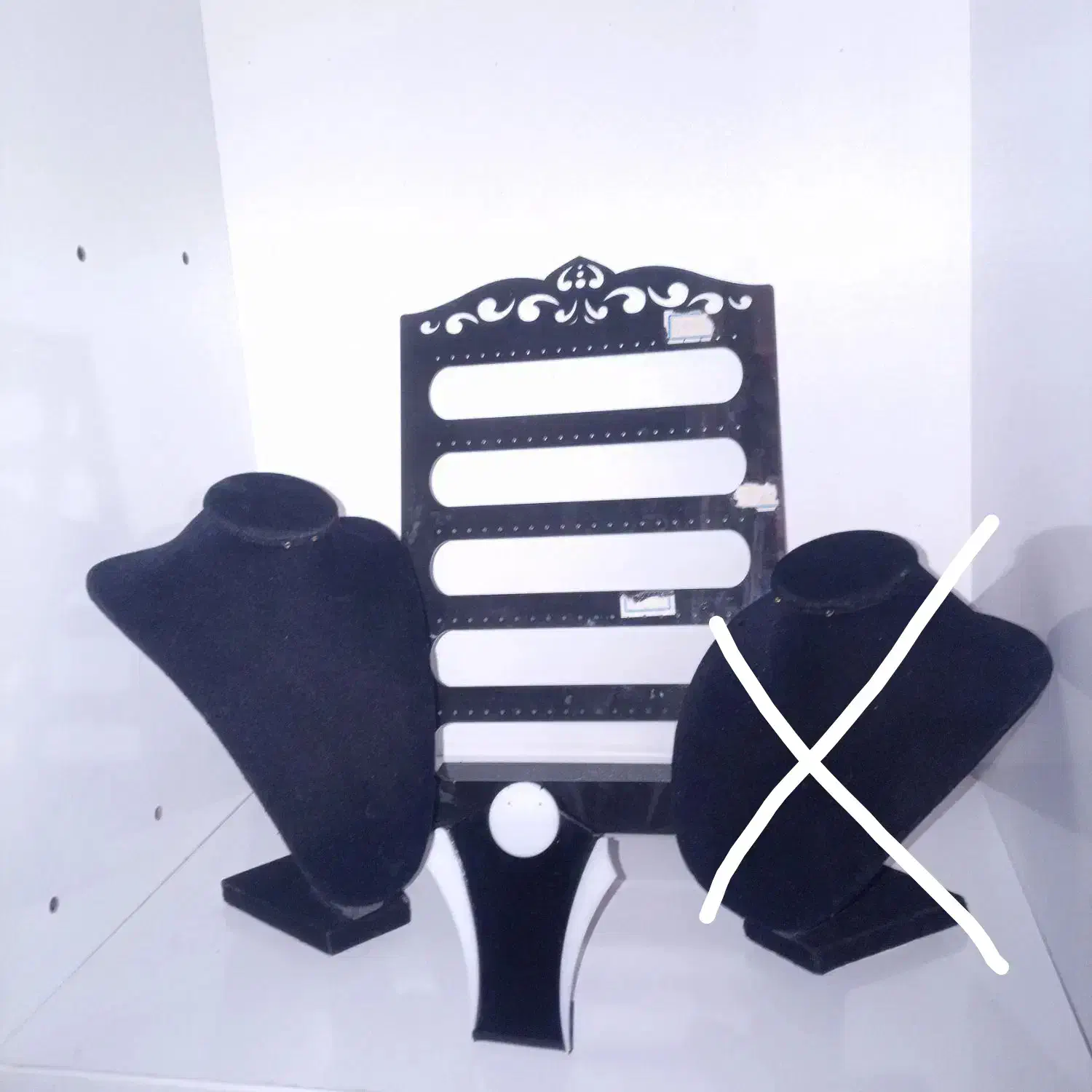 استند گردنبند و گوشواره|صنایع دستی و سایر لوازم تزئینی|شهرضا, |دیوار