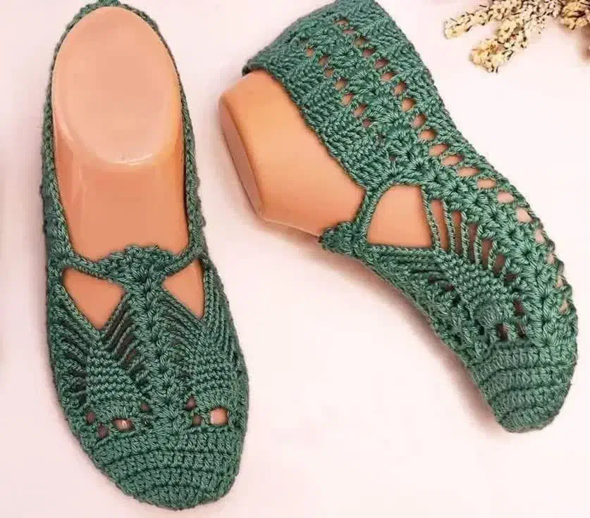 پاپوش دستباف زنانه مجلسی|لباس|اصفهان, گلزار|دیوار