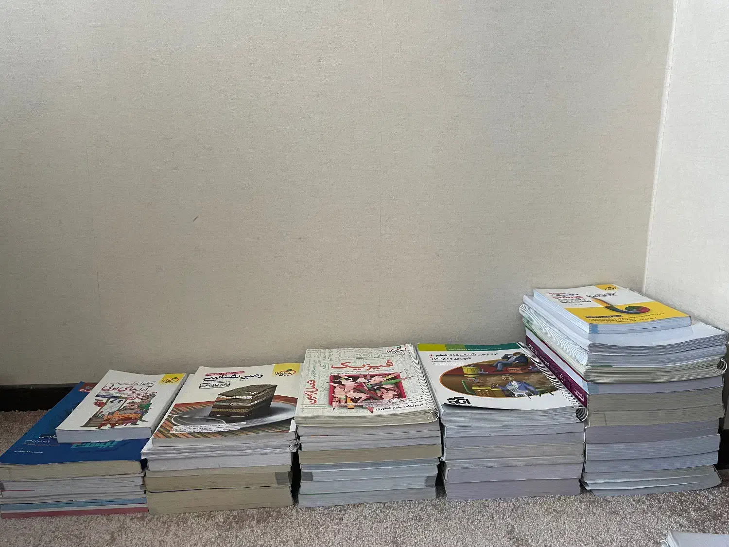 کتاب تست و کنکور زیست، شیمی، فیزیک، ریاضی و عمومی|کتاب و مجله آموزشی|تهران, مهرآباد|دیوار