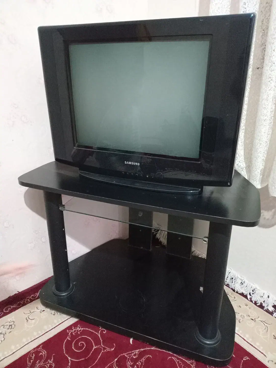 تلویزیون همراه میز|تلویزیون و پروژکتور|لاهیجان, کوی آزادگان|دیوار