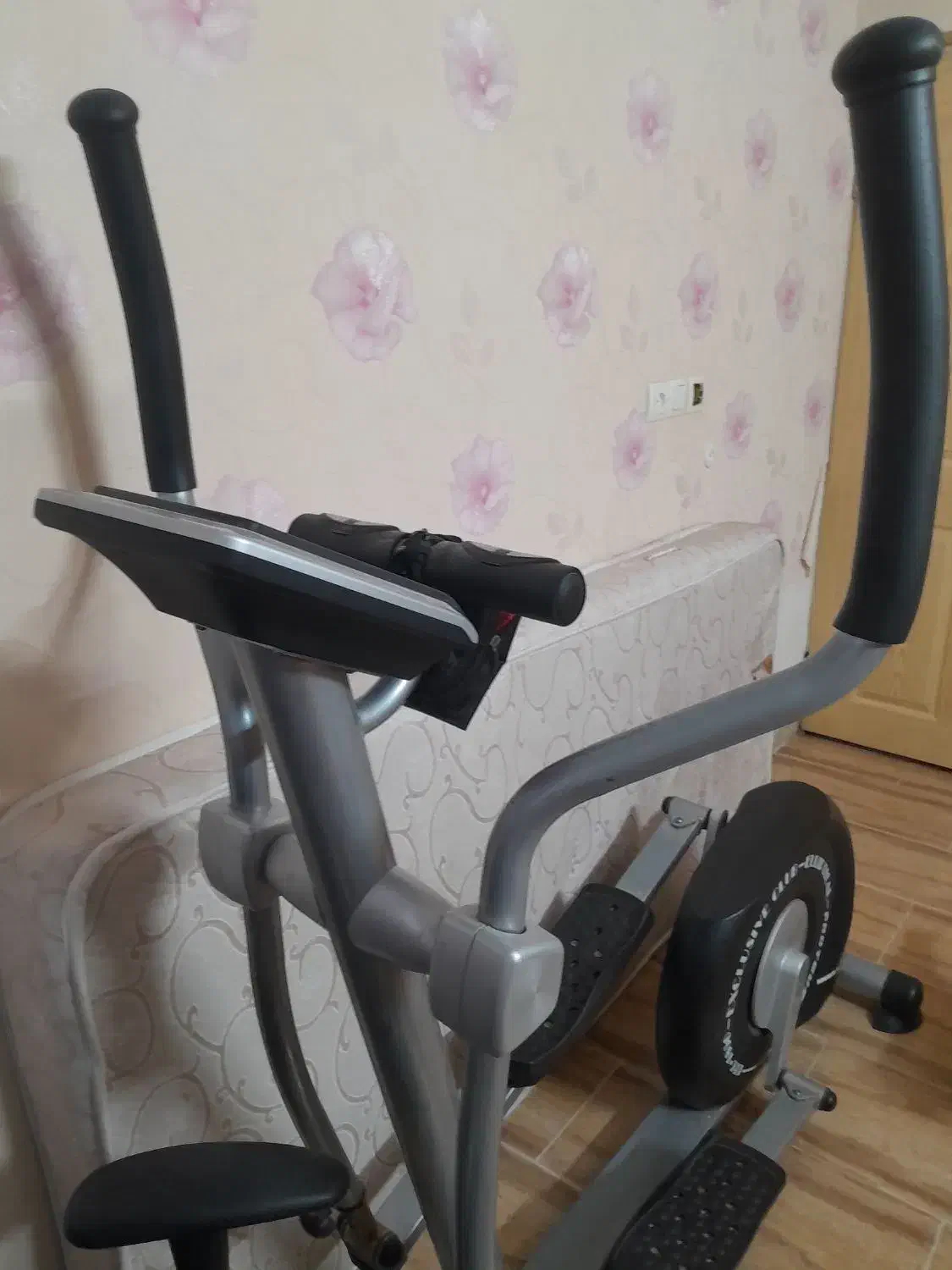 اروپتیکال در حد نو|تجهیزات ورزشی|یزد, |دیوار