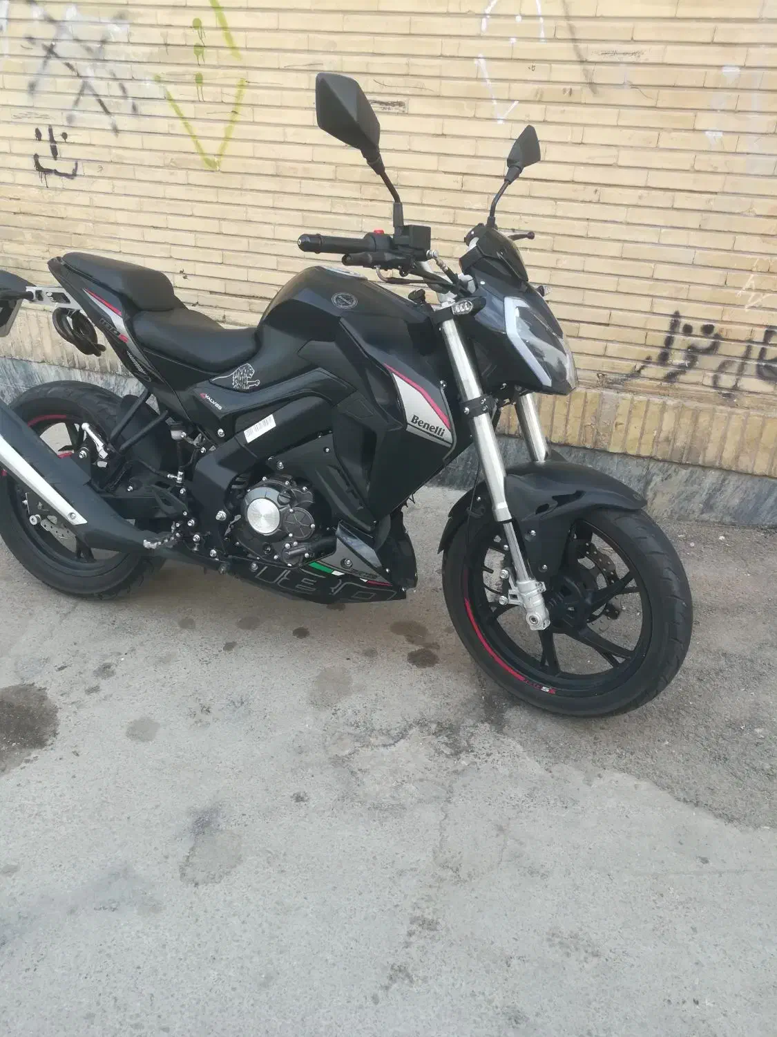 بنلی 180s|موتورسیکلت|اصفهان, امیرعرب|دیوار