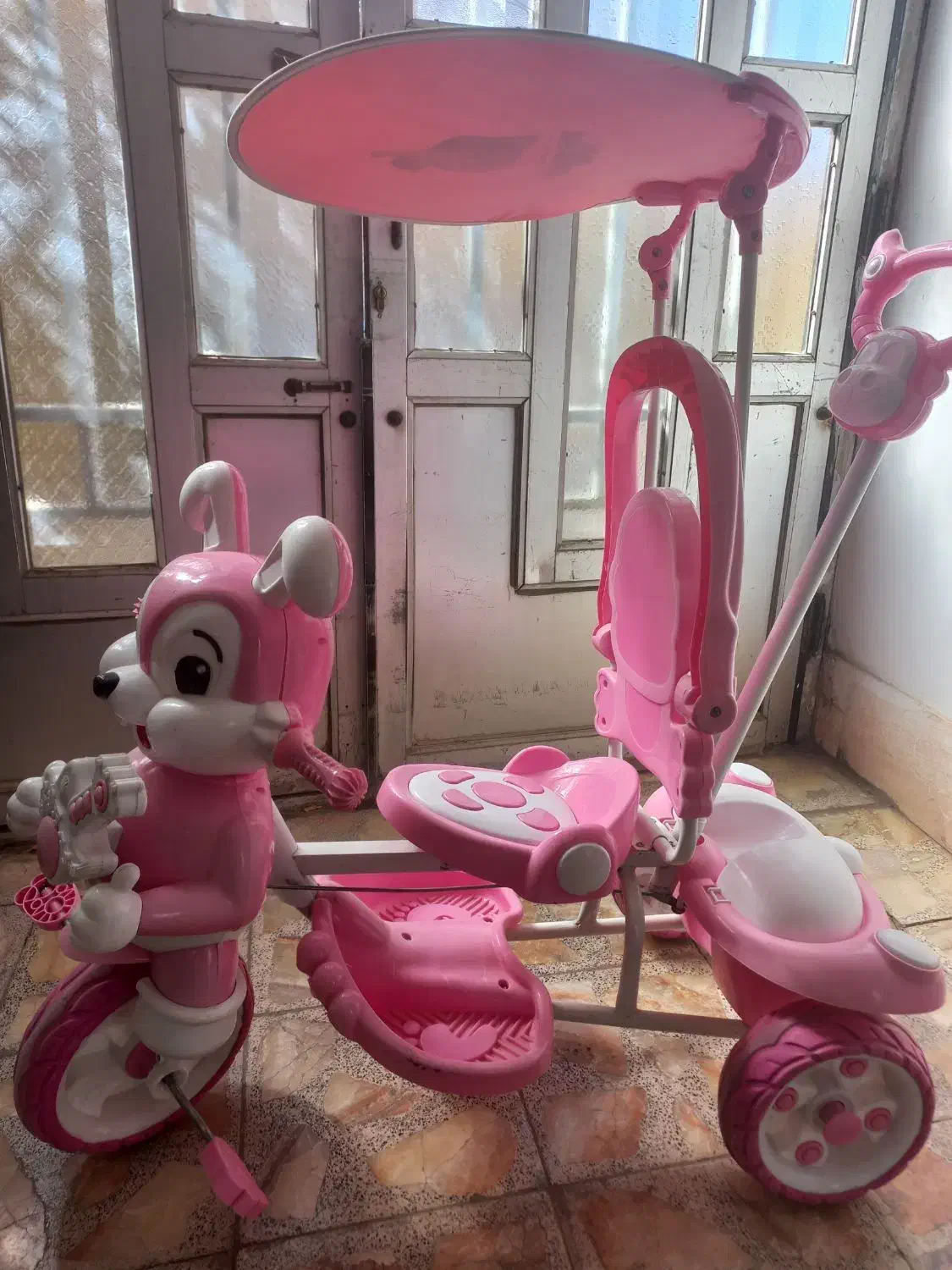 سه چرخه دخترانه سالم فروشی|دوچرخه، اسکیت، اسکوتر|آباده, |دیوار