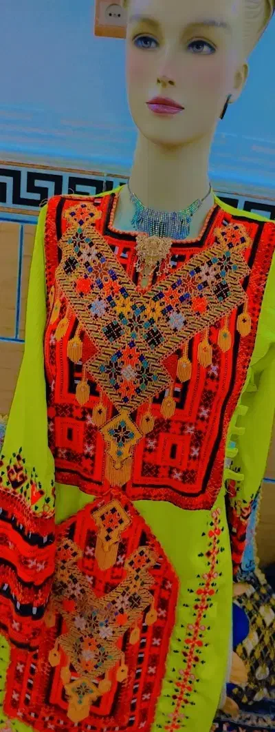 لبآس|لباس|جالق, |دیوار