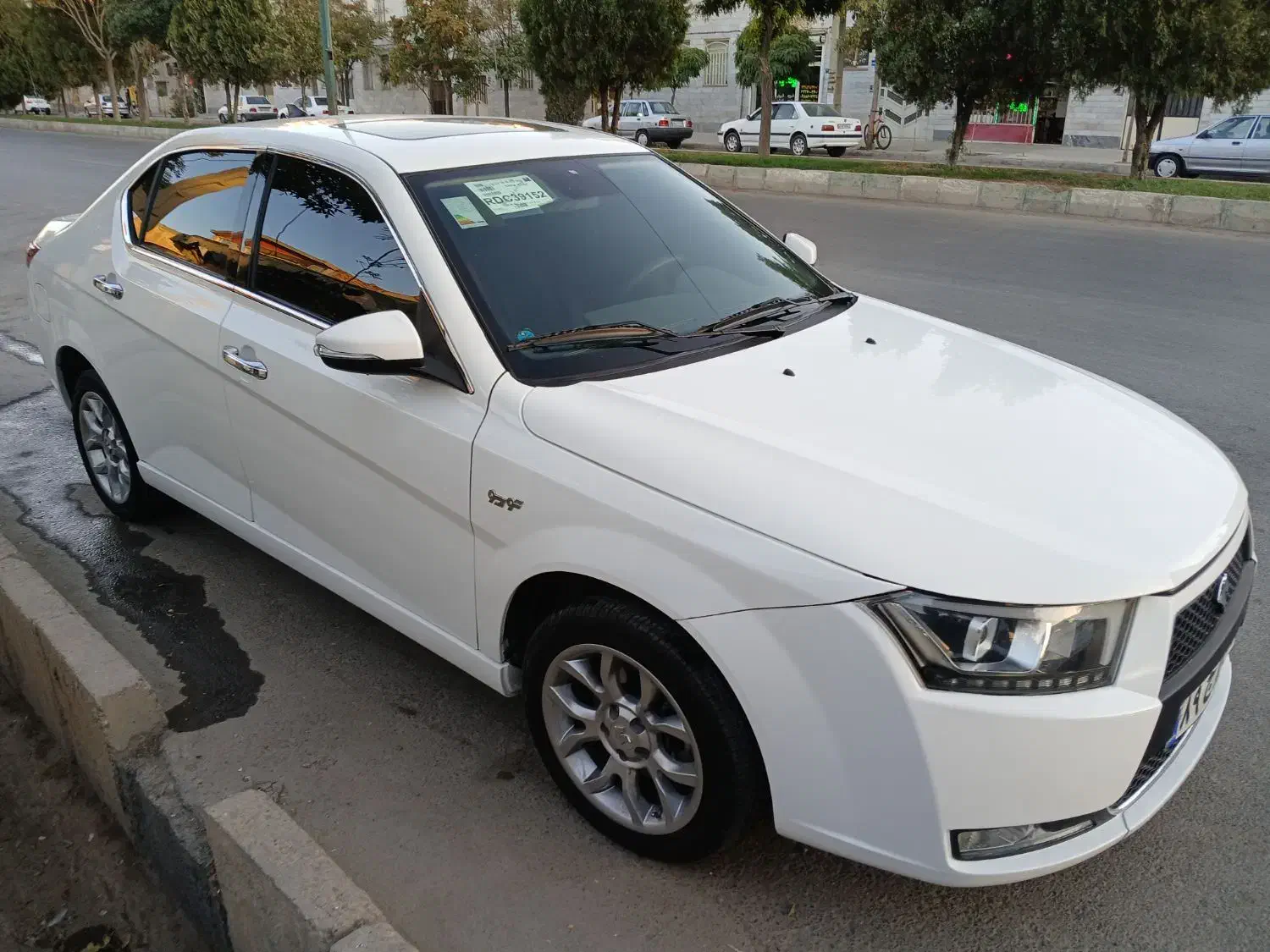 دنا پلاس اتومات توربو|خودرو سواری و وانت|اراک, |دیوار